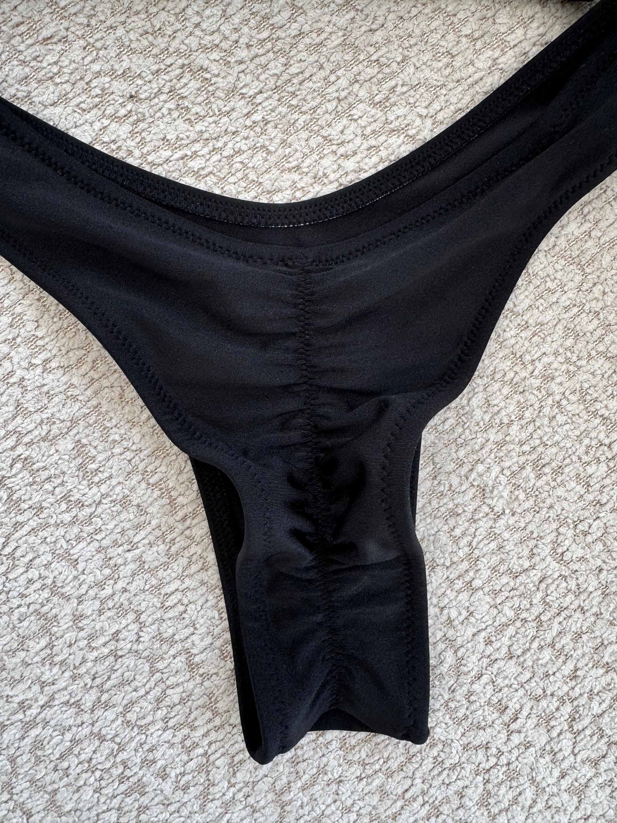 Black Bond bikini